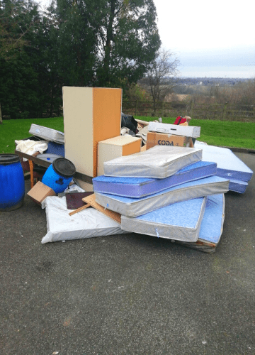 rubbish-removal-Town-Field-bedroom-furniture